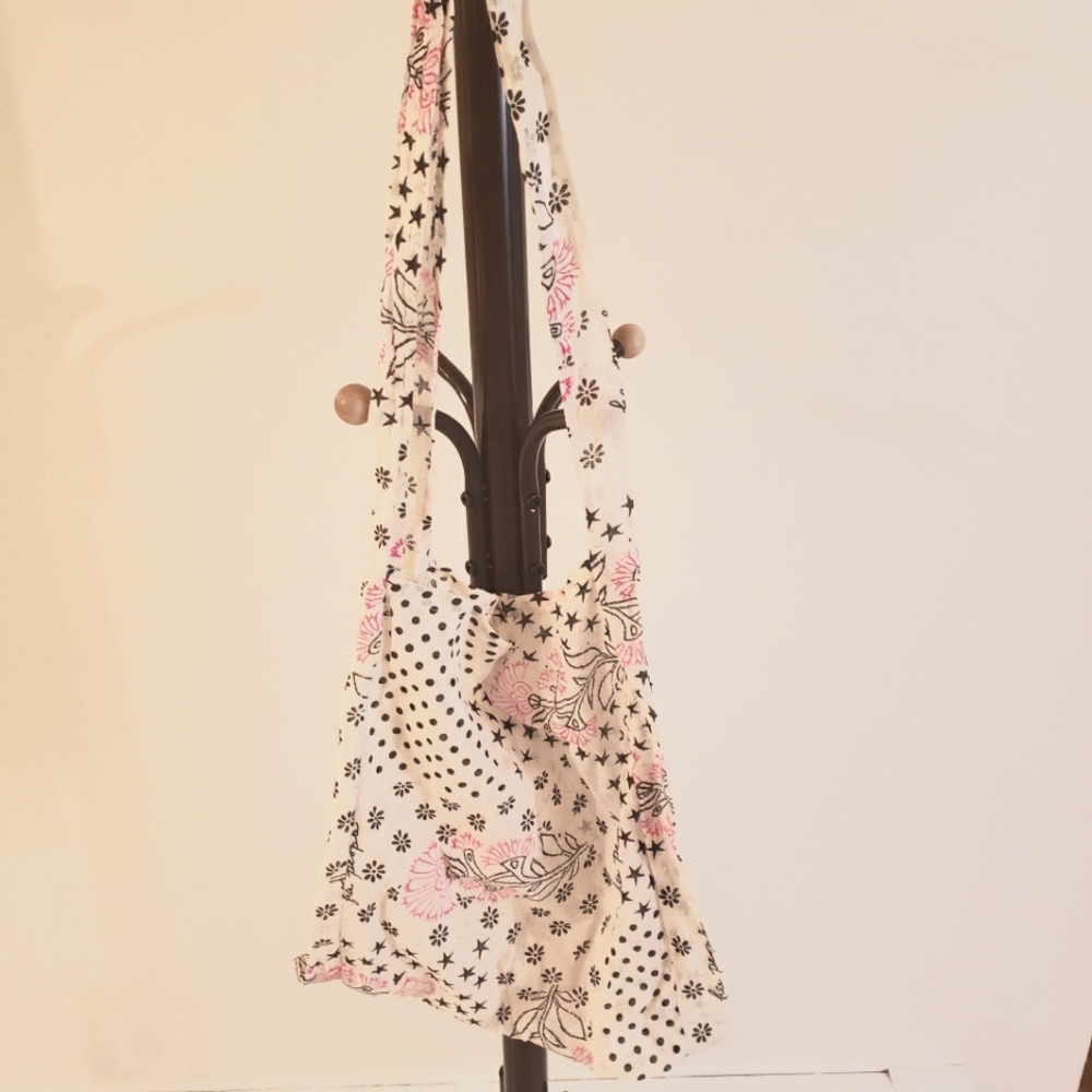 Free people tote